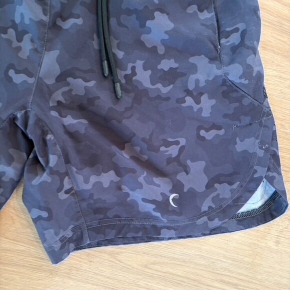 ZYIA ACTIVE Mens Black Camo Shorts Size Large Gym Active Athletic Linerless - Picture 3 of 7